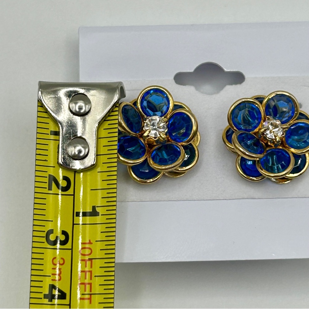 Sparkling Blue and Gold Flower Cluster Earrings - Picture 12 of 12